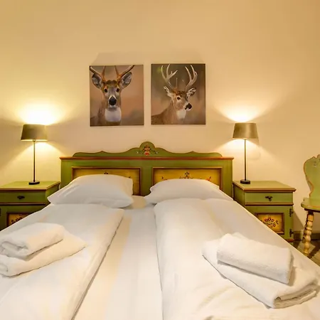 In Kirchberg Near Slopes קירשברג אין טירול