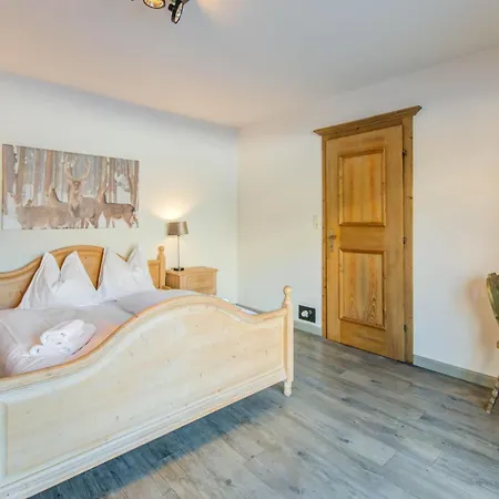 In Kirchberg Near Slopes Lägenhet